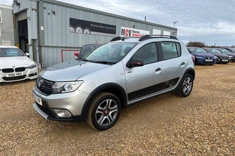 Grey Used 2019 Dacia Sandero Stepway Hatchback | £8,490 (Fair price) - Image 1/1