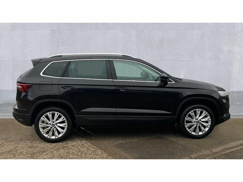 Usado Skoda Karoq SE L 150 CV (110 kW) 2026 Negro SUV