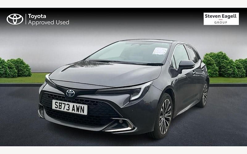 Used Toyota Corolla Design 196 HP (144 kW) 2025 Hatchback