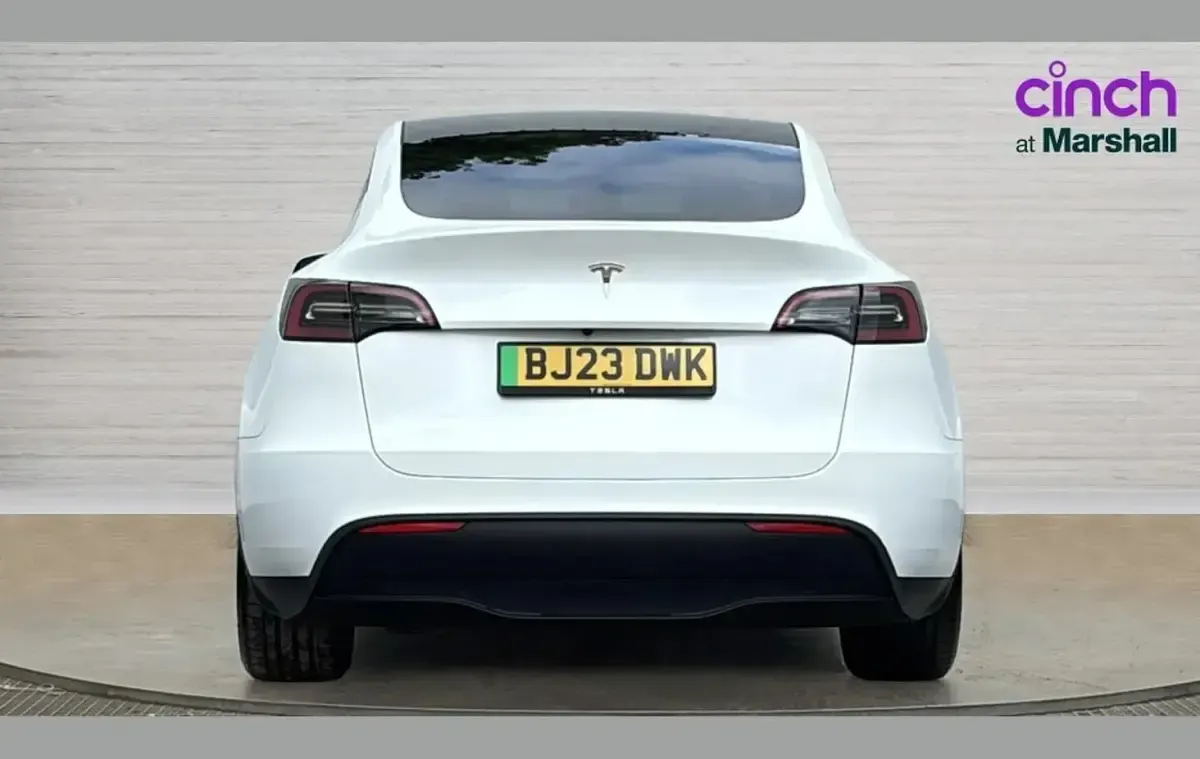 Used Tesla Model Y RWD 219 kW (299 HP) 2023 White SUV