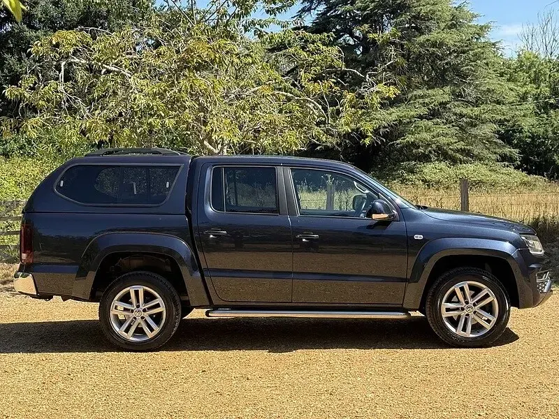 Used VW Amarok Highline 2017 Blue Pickup