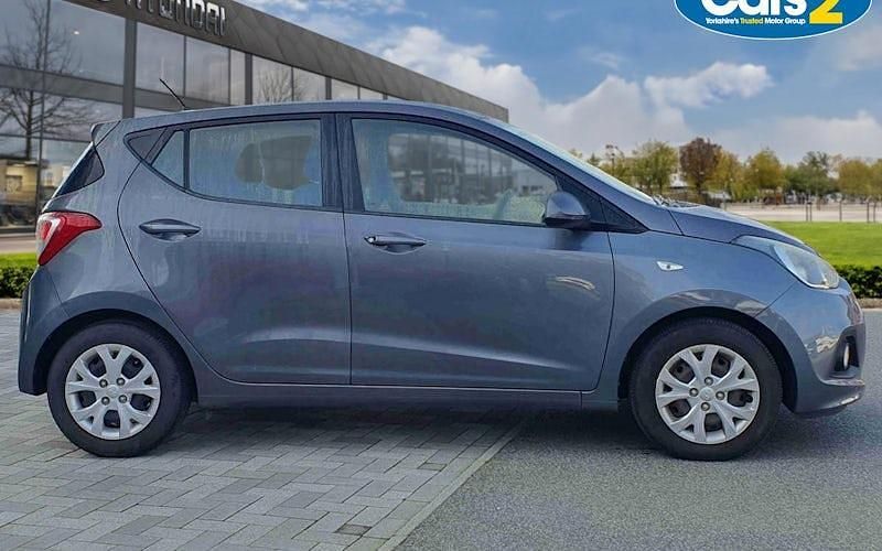 Used Hyundai i10 SE 66 HP (48 kW) 2016 Hatchback