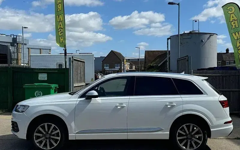 Used Audi Q7 S-Line 272 HP (200 kW) 2016 White SUV