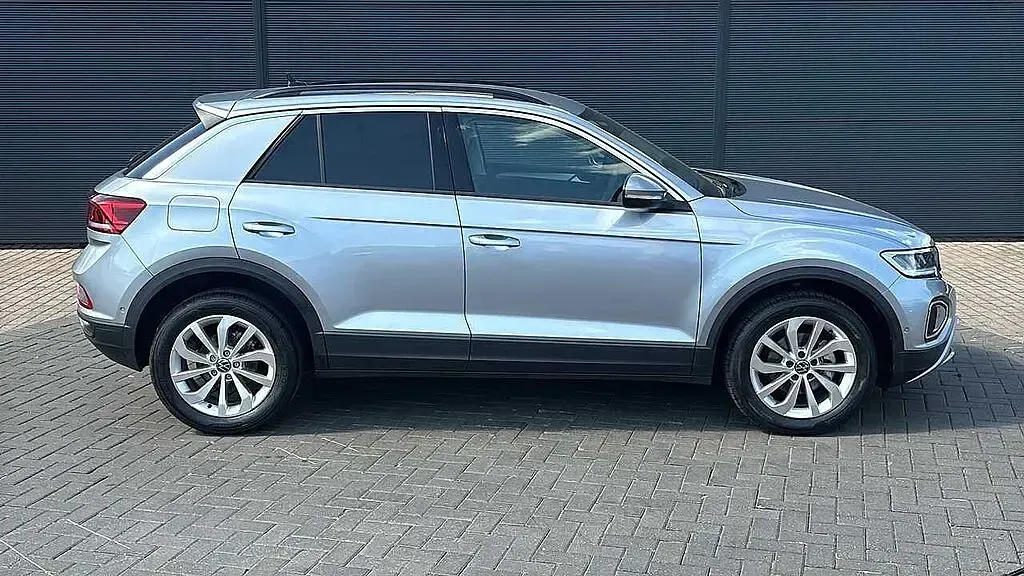 Used VW T-Roc 150 HP (110 kW) 2025 SUV