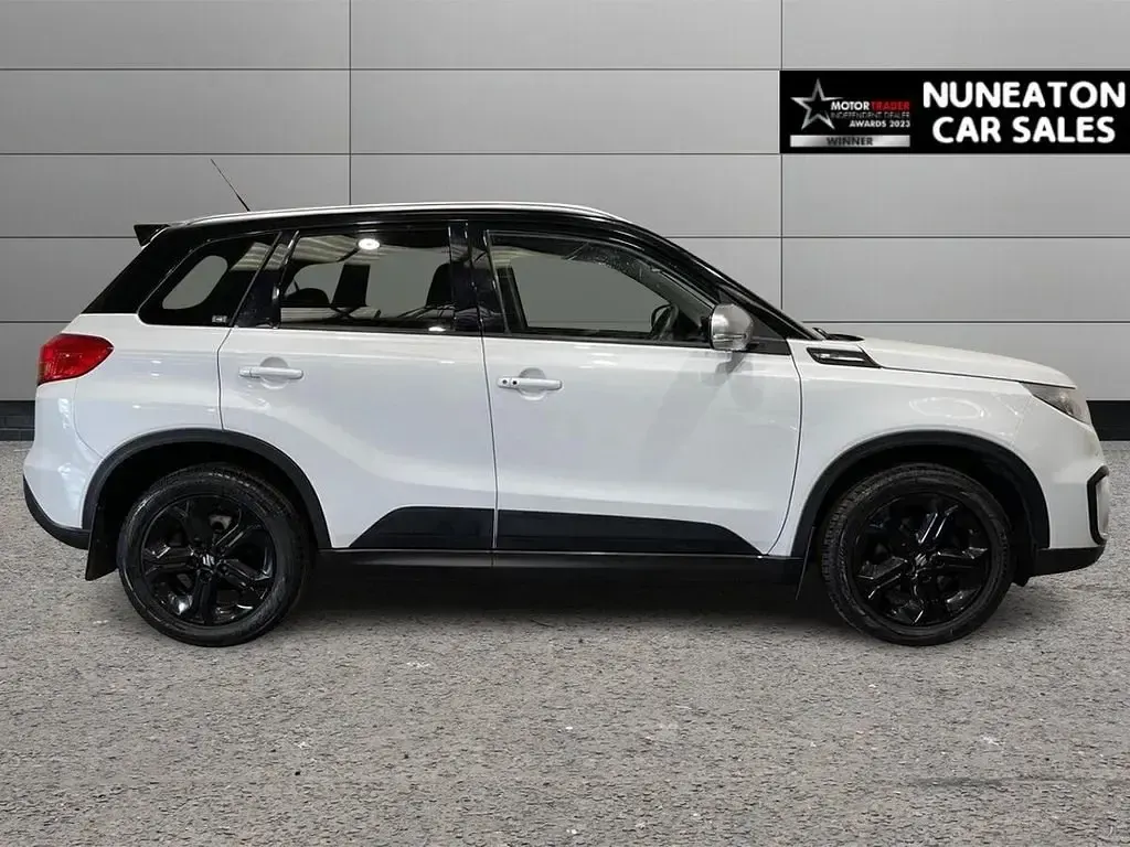 Gebraucht Suzuki Vitara 140 PS (102 kW) 2018 Weiß SUV