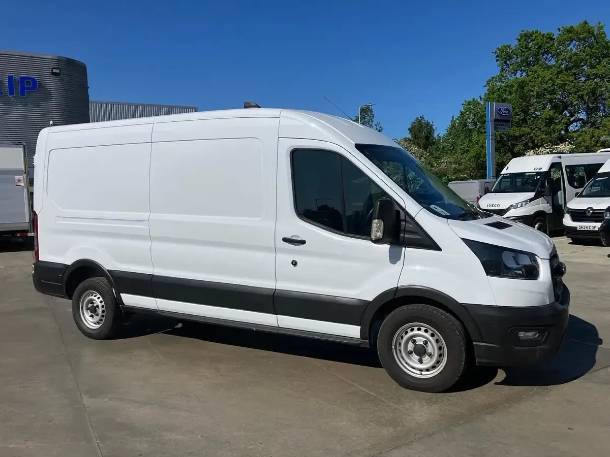 Used Ford Transit 130 HP (95 kW) 2023 White Van