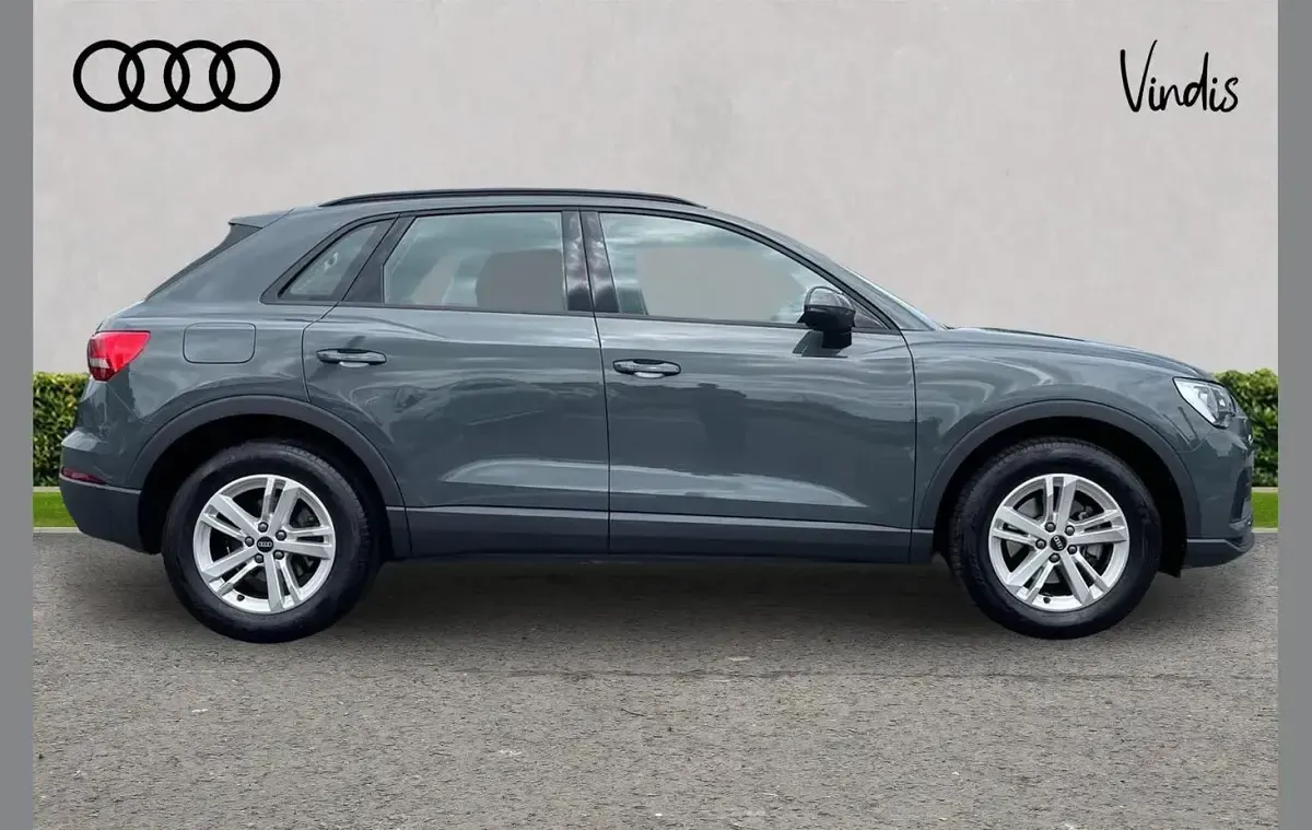 Used Audi Q3 Design 150 HP (110 kW) 2022 Grey SUV