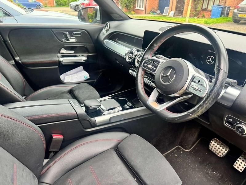 Used Mercedes GLB200 AMG Line Premium Plus 163 HP (119 kW) 2021 Silver SUV