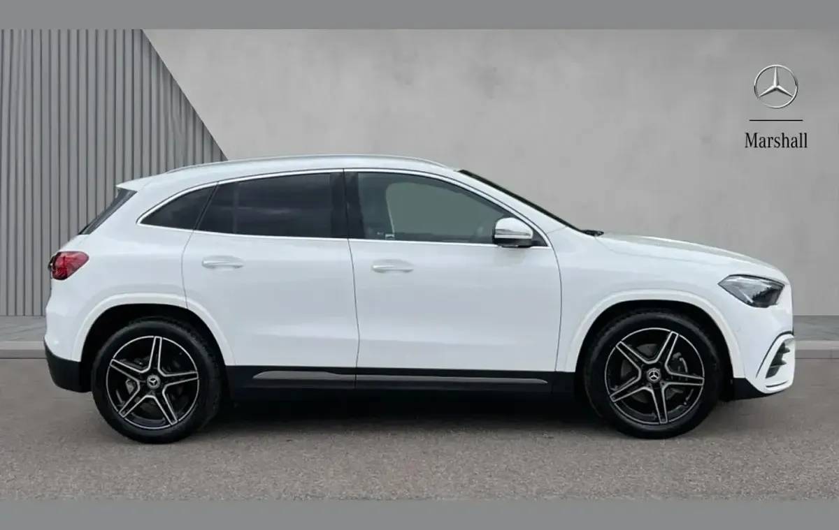 Used Mercedes GLA200 Executive 161 HP (118 kW) 2025 White SUV