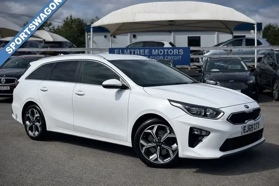 Used Kia Ceed Sportswagon Turbo 114 HP (83 kW) 2018 White Estate