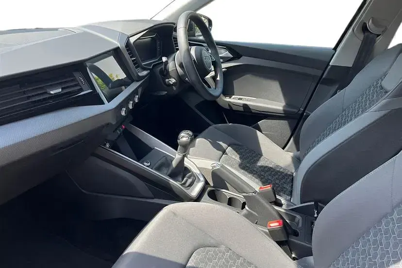 Usado Audi A1 Sport 95 HP (69 kW) 2026 Preto SUV