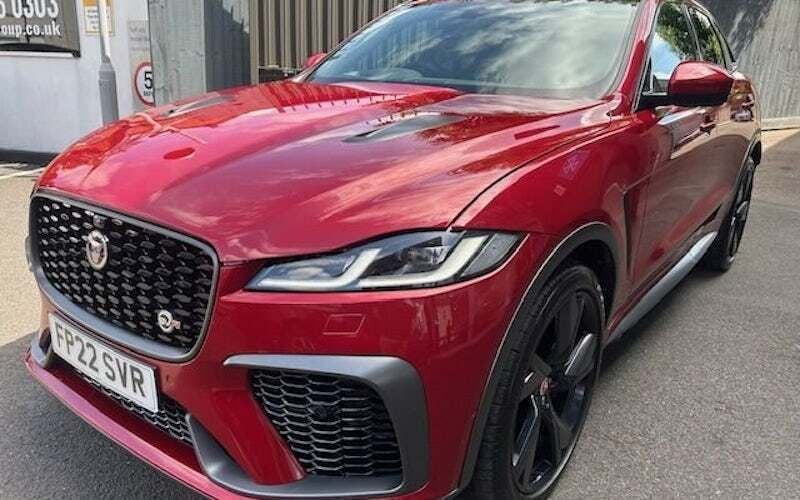 Used Jaguar F-Pace SVR 551 HP (405 kW) 2022 Red SUV