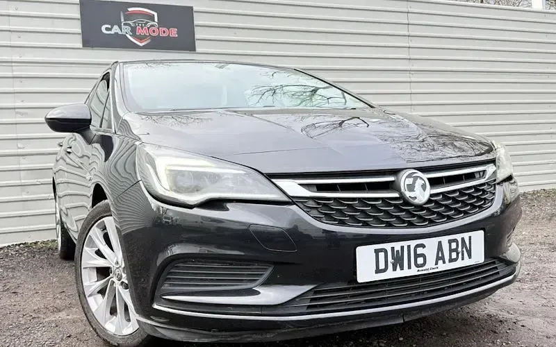 Używany Vauxhall Astra Design Edition 136 KM (100 kW) 2019 Hatchback