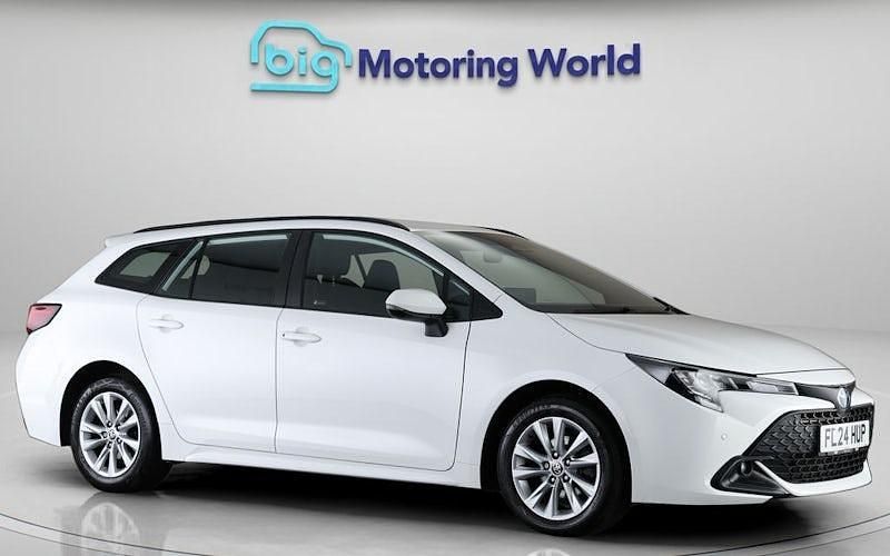 Used Toyota Corolla 140 HP (102 kW) 2026 Estate