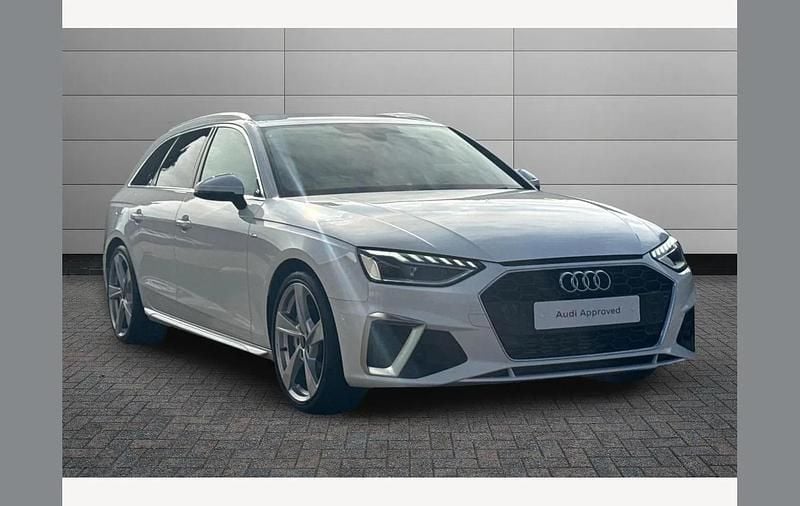 Used Audi A4 S-Line 204 HP (150 kW) 2024 White Estate