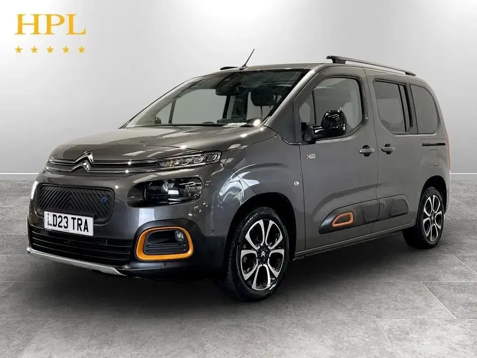 Usado Citroën e-Berlingo XTR 100 kW (136 CV) 2023 Gris Monovolumen