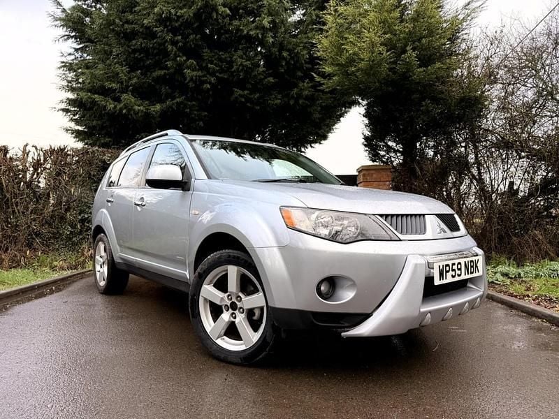 Used Mitsubishi Outlander Warrior 2009 Silver SUV