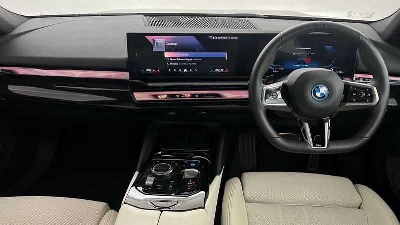 Used BMW i5 M Sport 246 kW (335 HP) 2025 Black