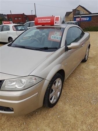 Gold Used 2008 Renault Mégane Cabriolet Privilege Cabriolet | £1,895 - Image 1/1