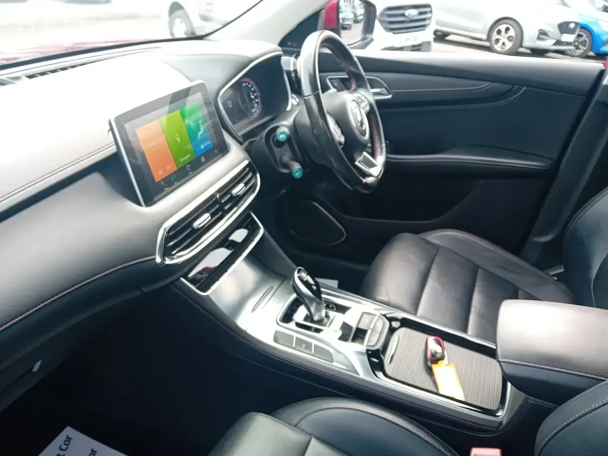 Used MG HS Excite 162 HP (119 kW) 2020 Red SUV