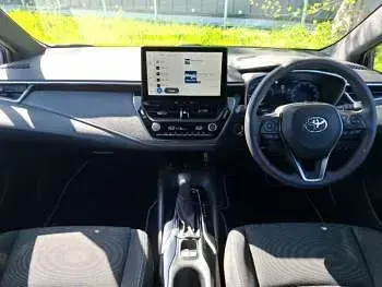 Used Toyota Corolla 140 HP (102 kW) 2025 Blue Hatchback