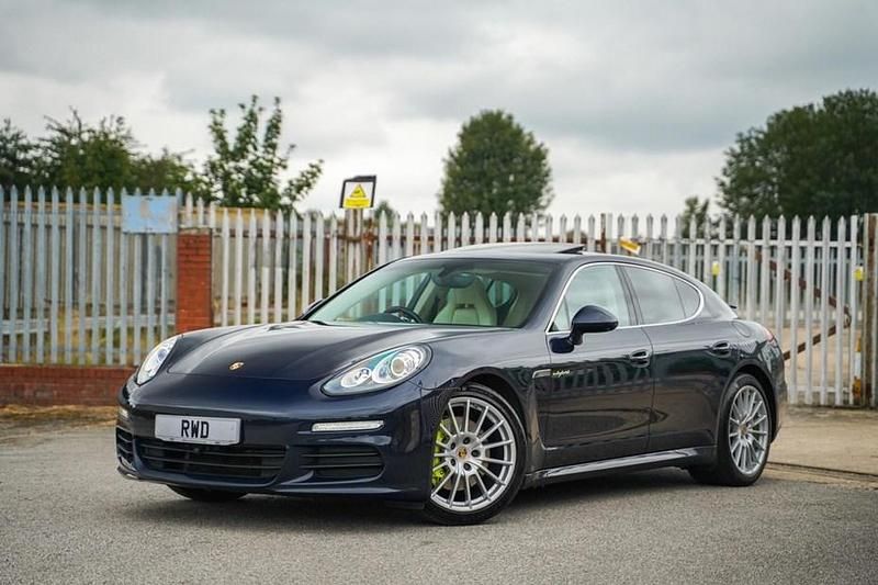 Blue Used 2016 Porsche Panamera Sedan | £20,995 - Image 1/1