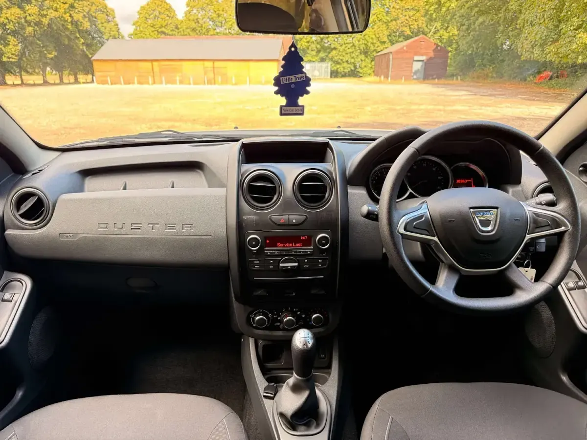 Used Dacia Duster 115 HP (84 kW) 2018 Silver SUV