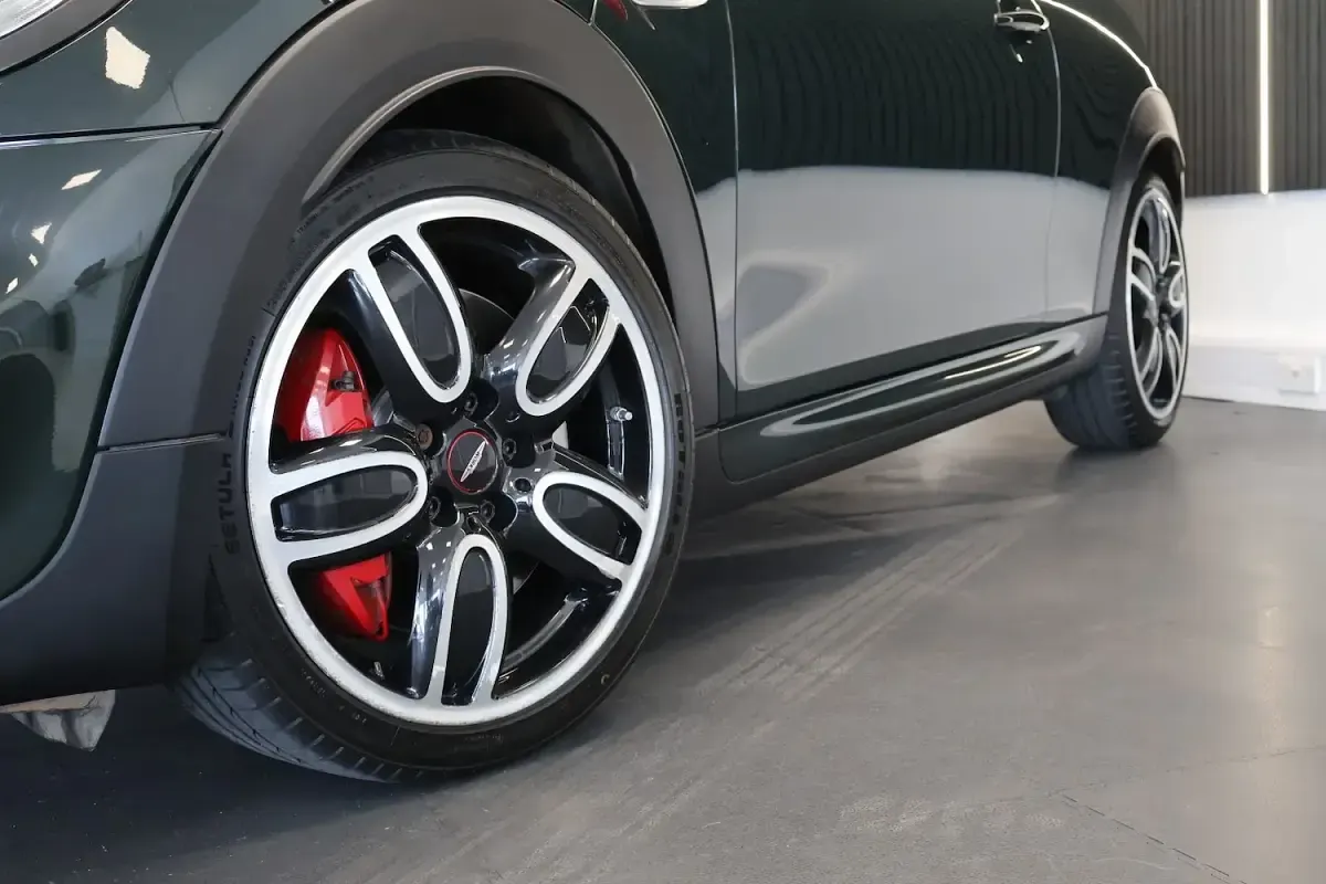 Used Mini John Cooper Works Hatch 2017 Green Hatchback