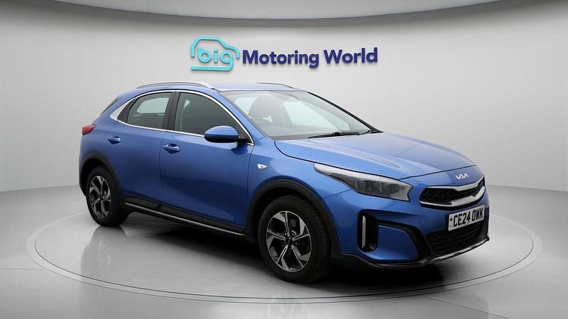 Blue Used 2024 Kia XCeed SUV | £14,429 (Good price) - Image 1/4