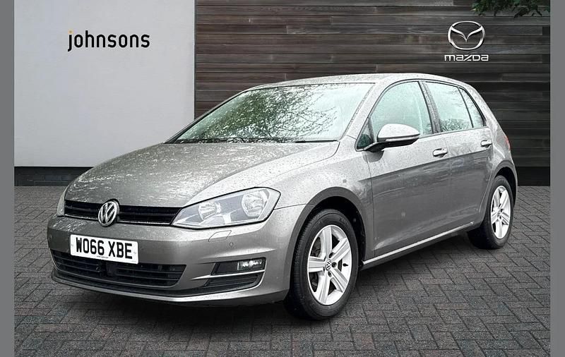 Used VW Golf VII Edition 123 HP (90 kW) 2017 Grey Hatchback