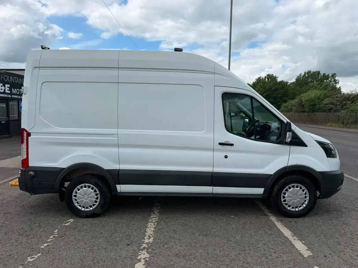 Used Ford Transit 2018 White Van