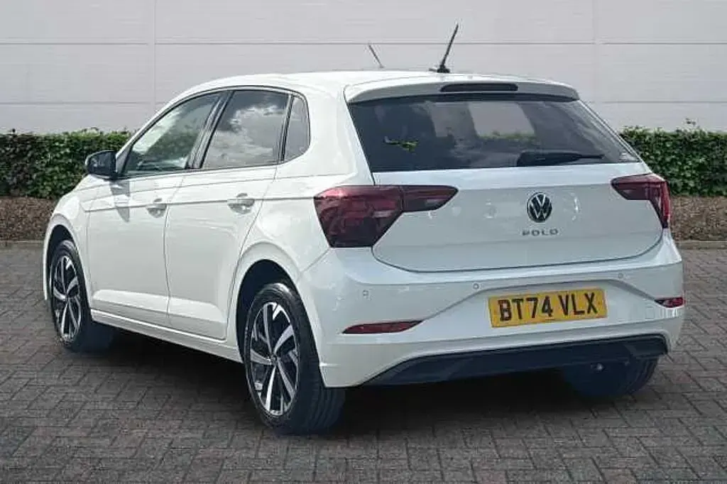 Used VW Polo 95 HP (69 kW) 2024 Hatchback