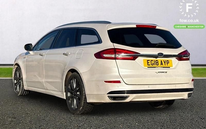Used Ford Mondeo Vignale 209 HP (153 kW) 2018 White Estate