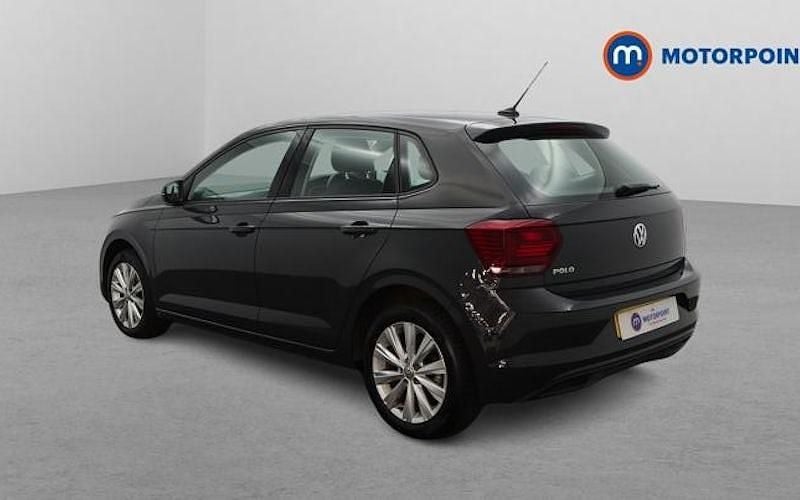 Usado VW Polo SEL 116 HP (85 kW) 2019 Cinzento Citadino