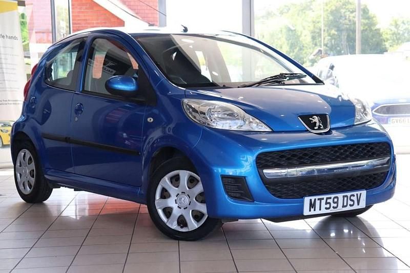 Blue Used 2009 Peugeot 107 Hatchback | £1,800 (Fair price) - Image 1/1