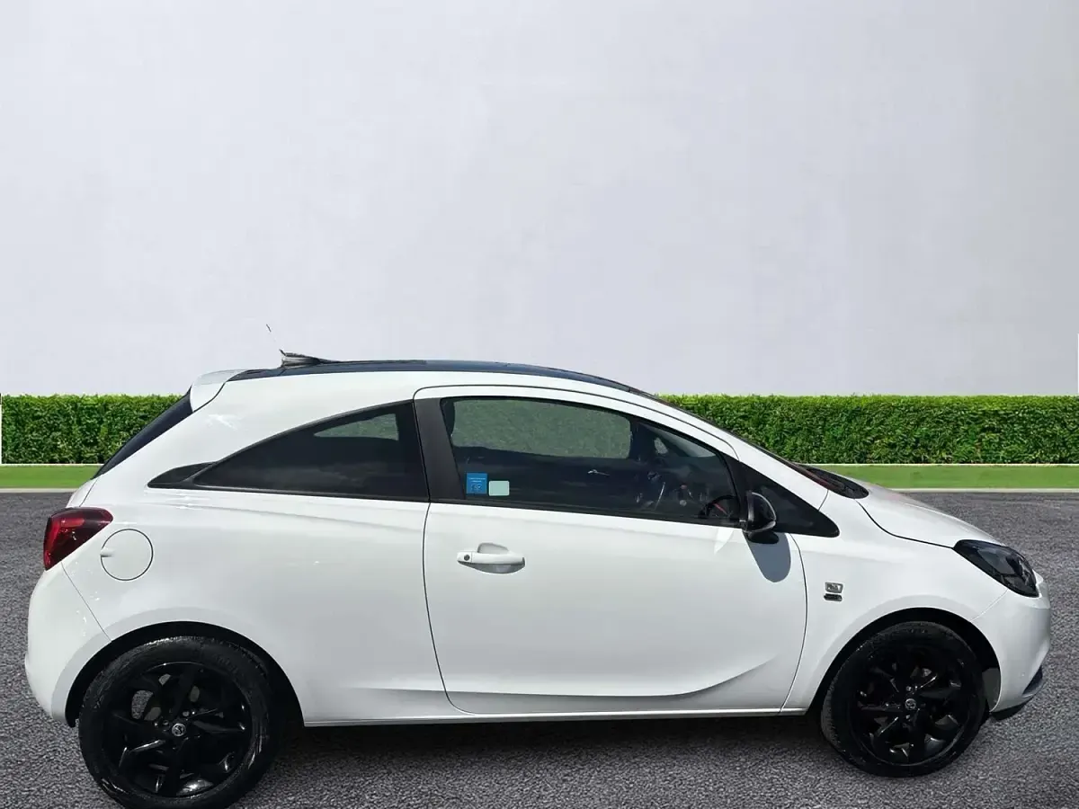 Used Vauxhall Corsa 2019 White Hatchback