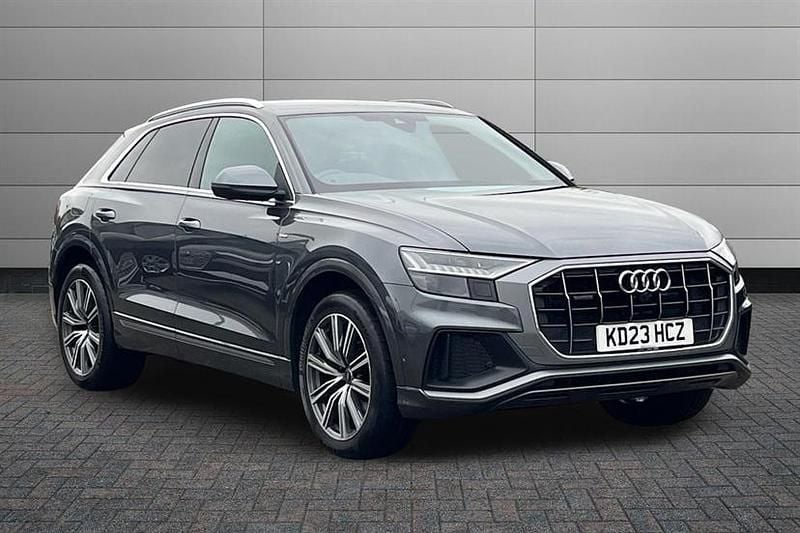 Used Audi Q8 S-Line 286 HP (210 kW) 2023 Grey SUV