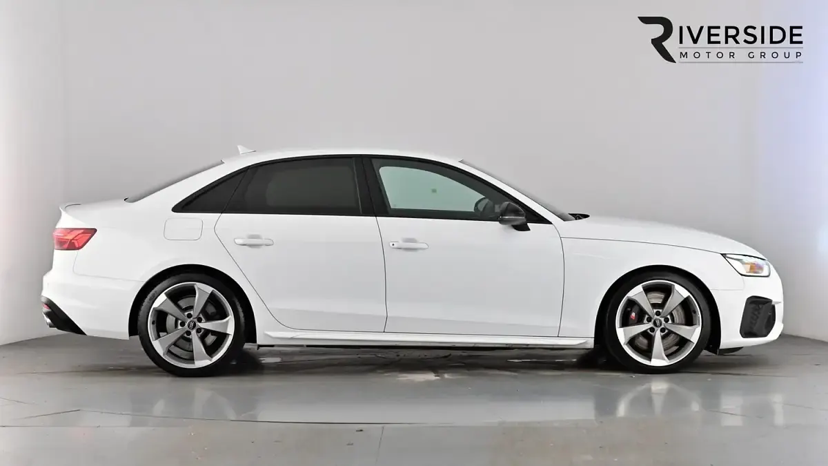 Used Audi A4 Black Edition 347 HP (255 kW) 2021 Glacier white Sedan