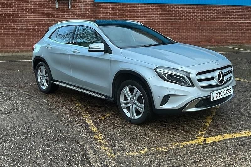 Used 2015 Mercedes GLA200 Premium Plus SUV | £9,995 (Fair price) - Image 1/1