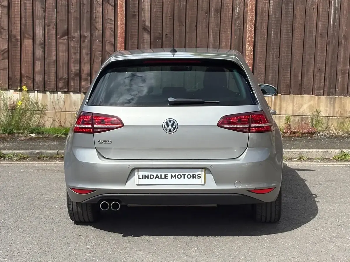 Used VW Golf VII GTD 181 HP (133 kW) 2016 Silver Hatchback