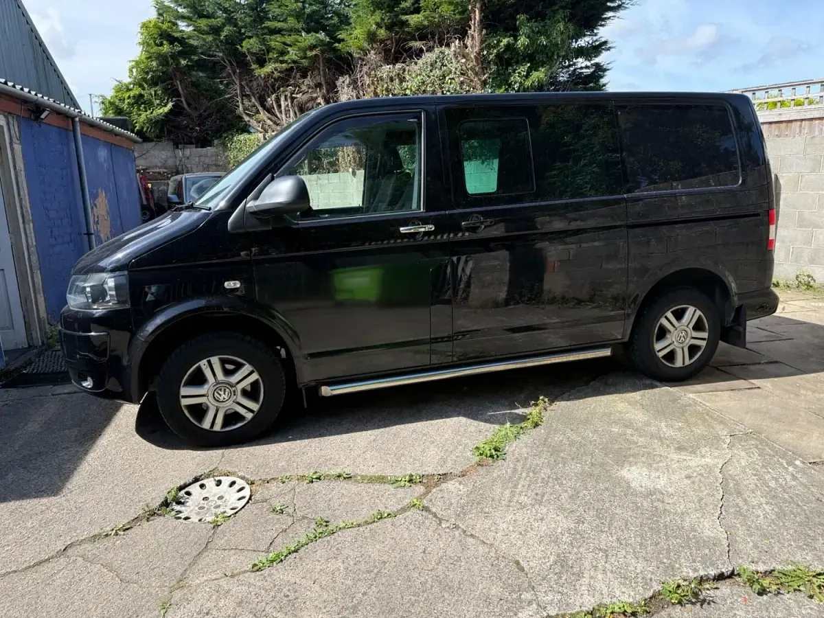 Used VW T5 Highline 180 HP (132 kW) 2013 Black Van