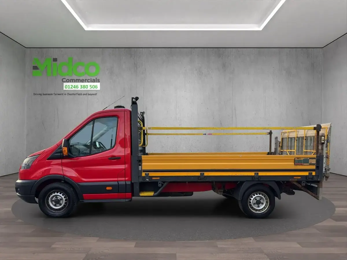 Used Ford Transit 130 HP (95 kW) 2019 Red Van