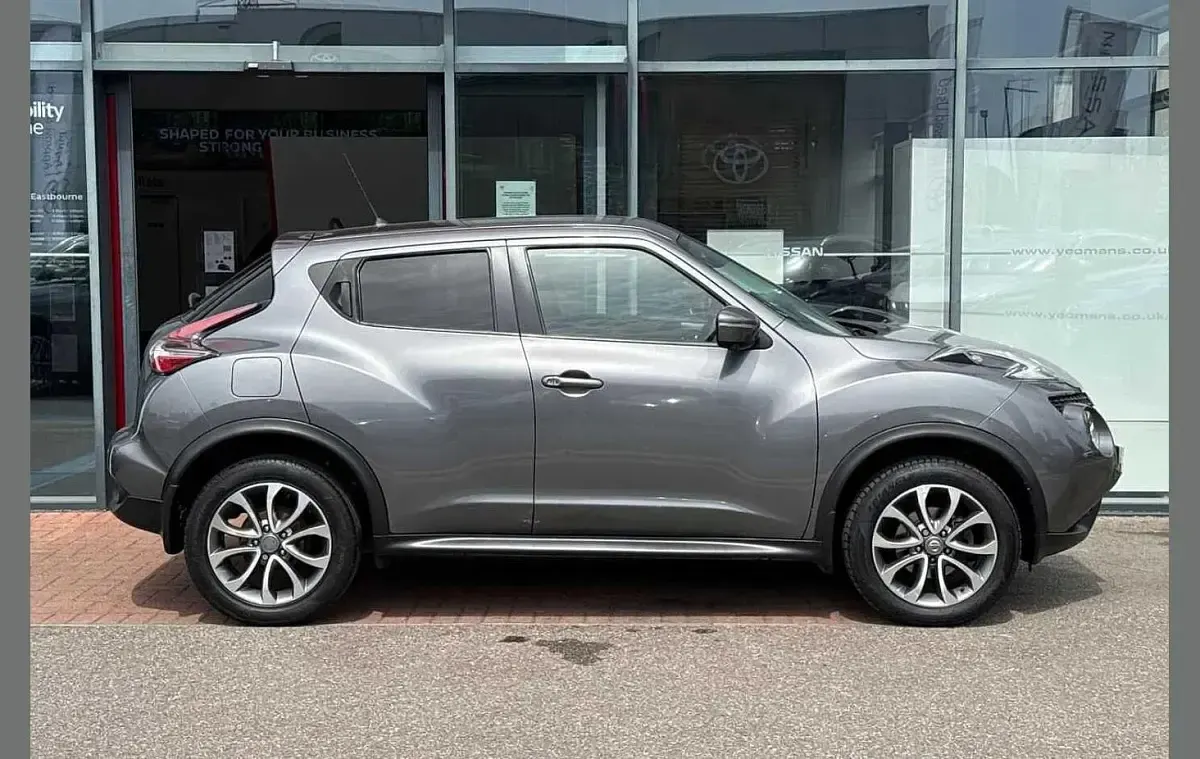 Used Nissan Juke Tekna 114 HP (83 kW) 2018 Grey SUV