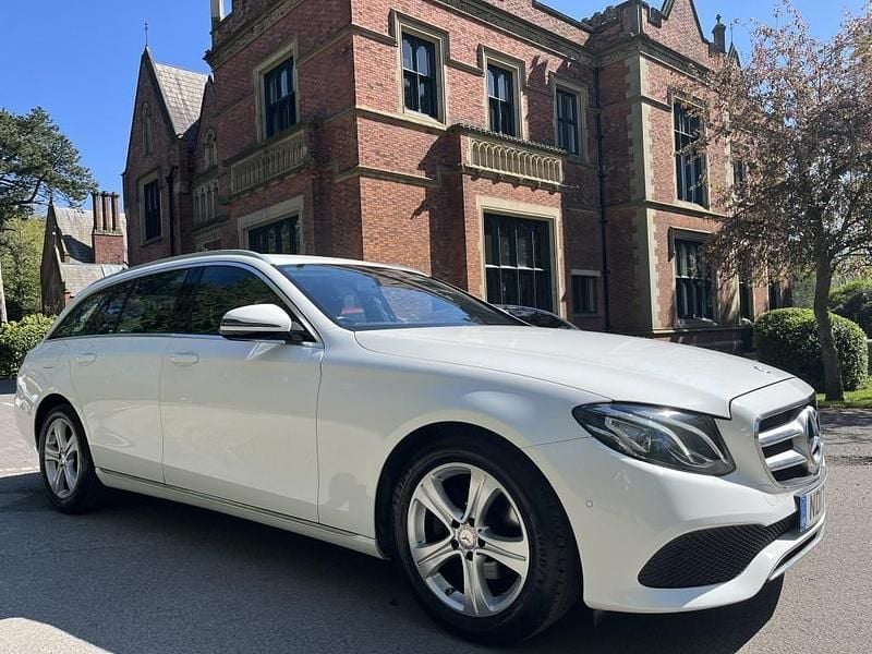 Used Mercedes E220 SE 2017 White Estate