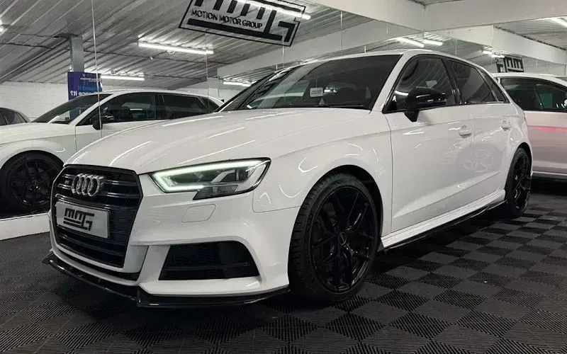 Usado Audi S3 Sportback Black Edition 310 HP (228 kW) 2018 Citadino