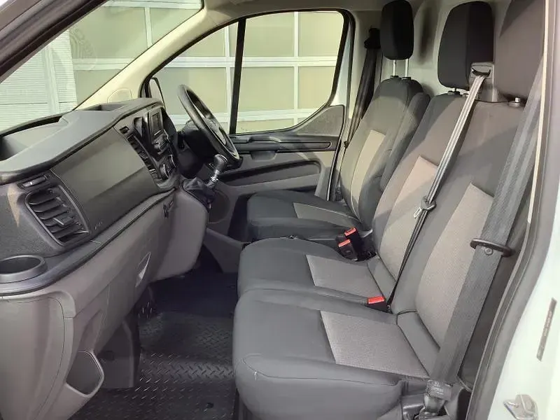 Used Ford Transit Custom 130 HP (95 kW) 2022 White Van
