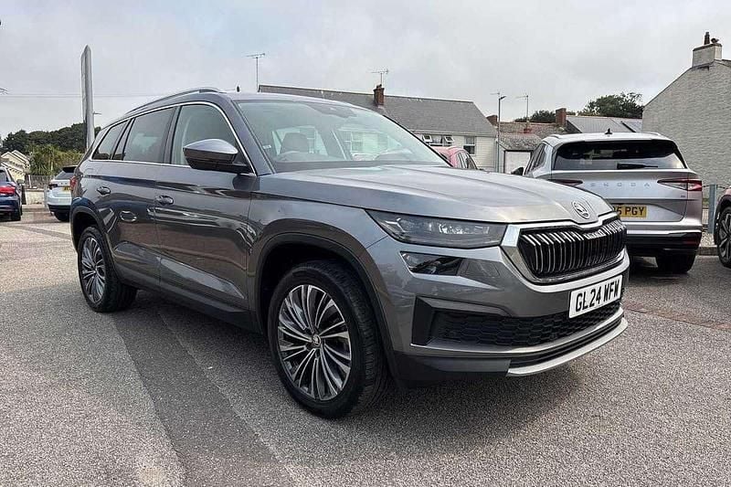 Graphite grey metallic Used 2024 Skoda Kodiaq SE L Executive SUV | £29,995 (Fair price) - Image 1/4