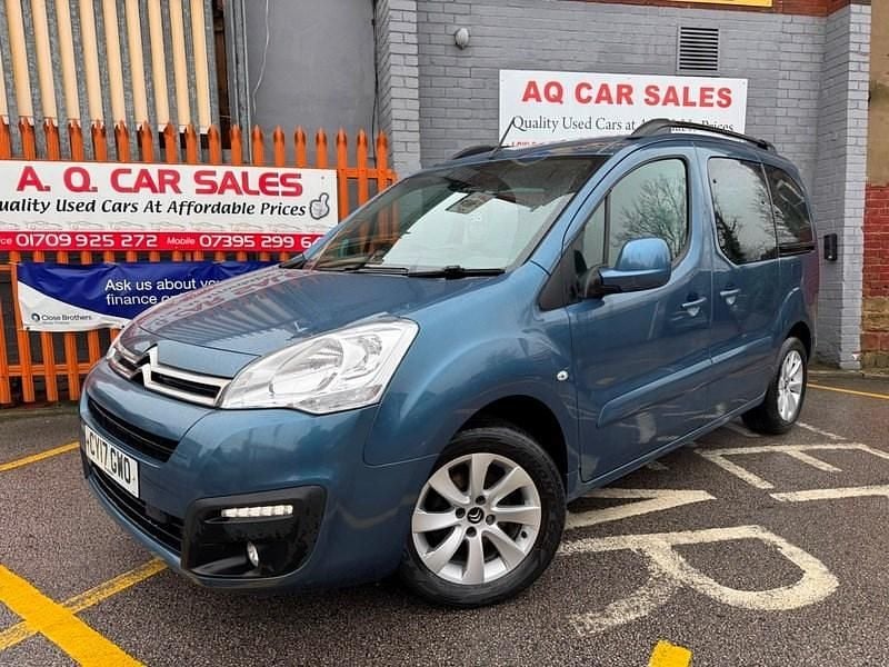 Used Citroën Berlingo Flair 2017 Blue MPV