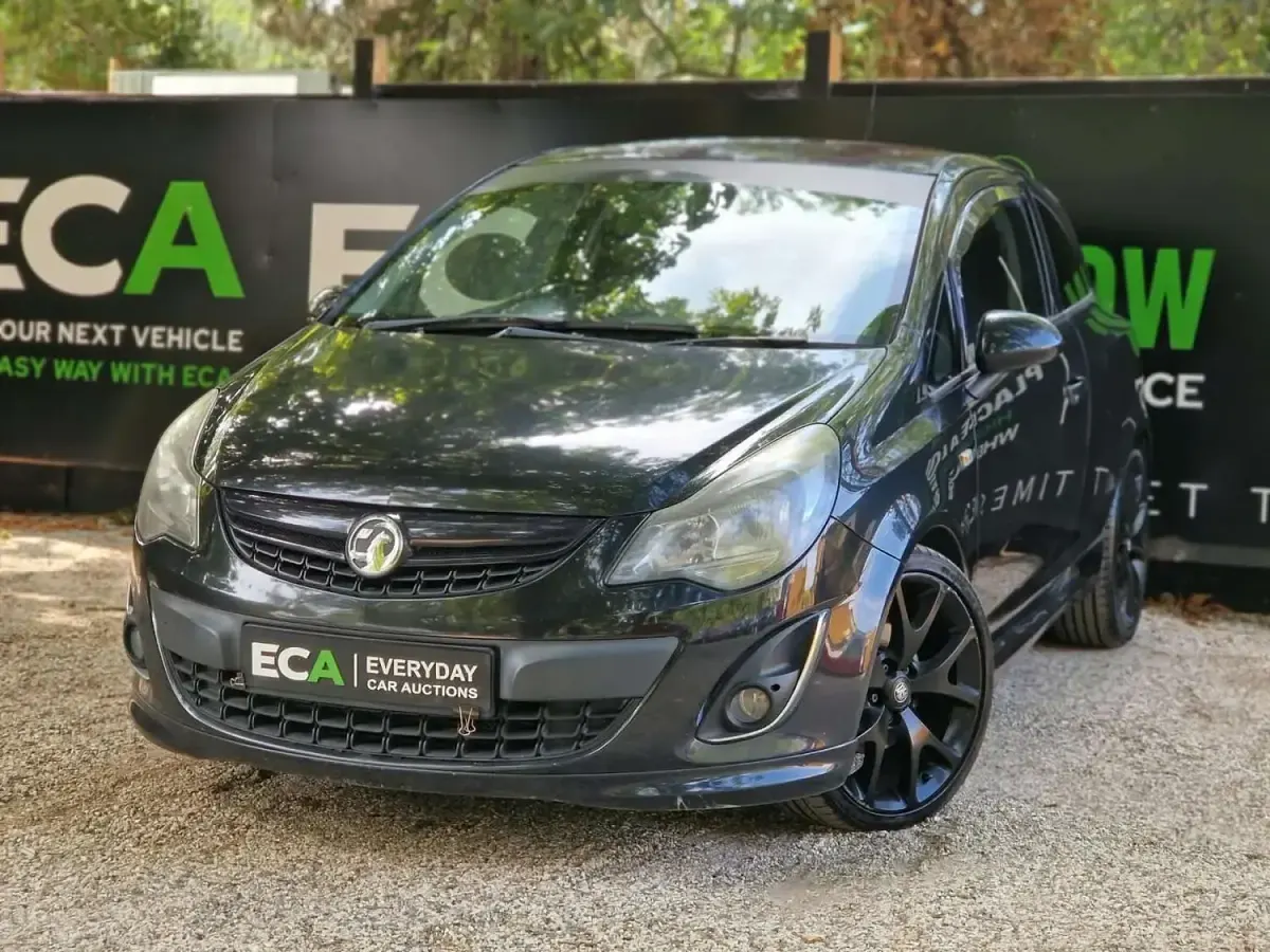 Used Vauxhall Corsa Edition 118 HP (86 kW) 2013 Black Hatchback