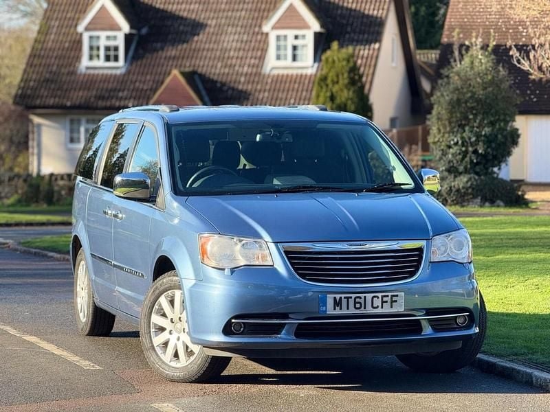 Blue Used 2011 Chrysler Grand Voyager Limited MPV | £11,450 (A bit pricey) - Image 1/4